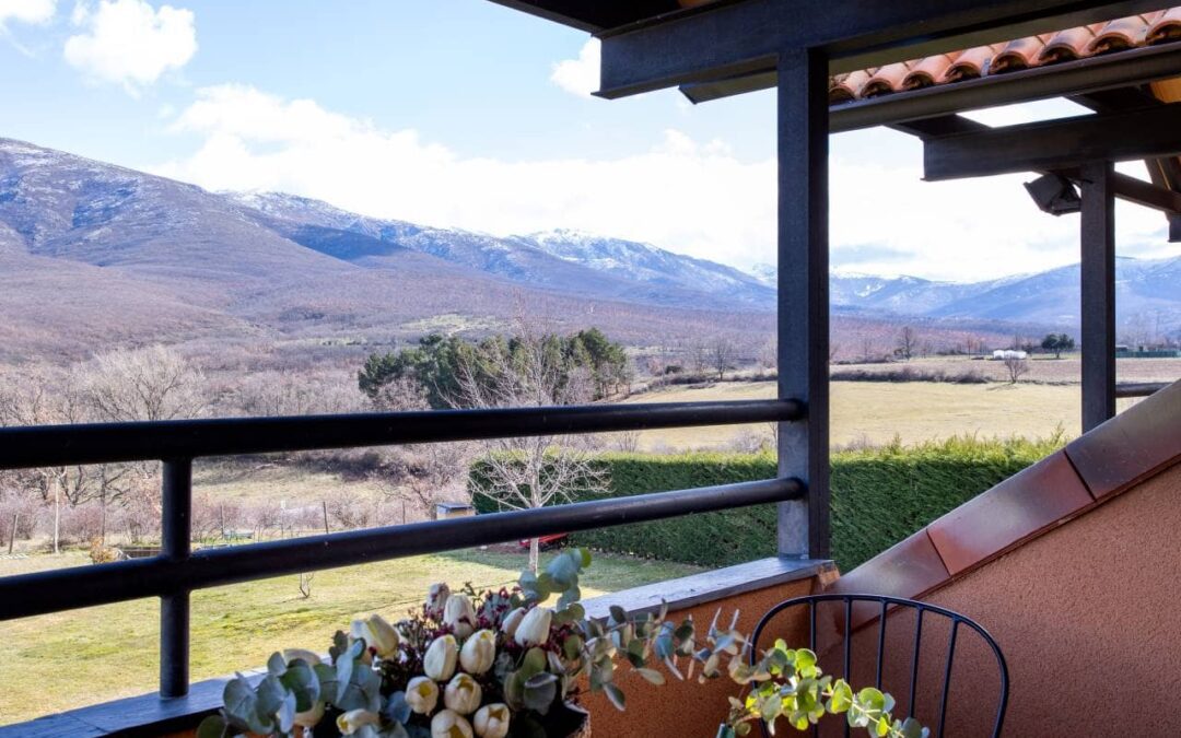 Descubre la belleza y la tradición de Segovia, con alojamiento en una casa rural